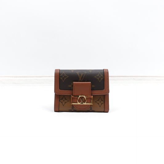 Pre-owned Louis Vuitton Dauphine Brown Coated Canvas Wallet