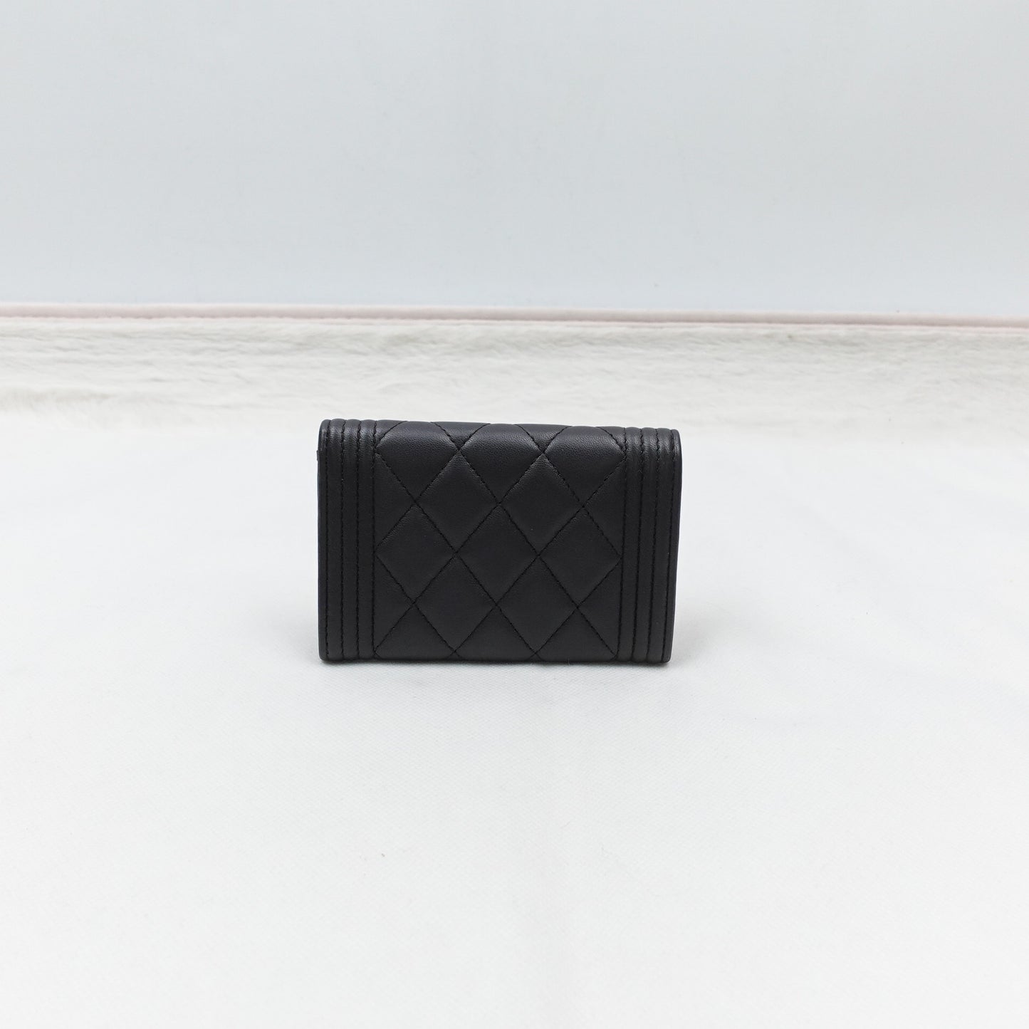 Pre-Owned Chanel Leboy Coffee Lambskin Card Holder
