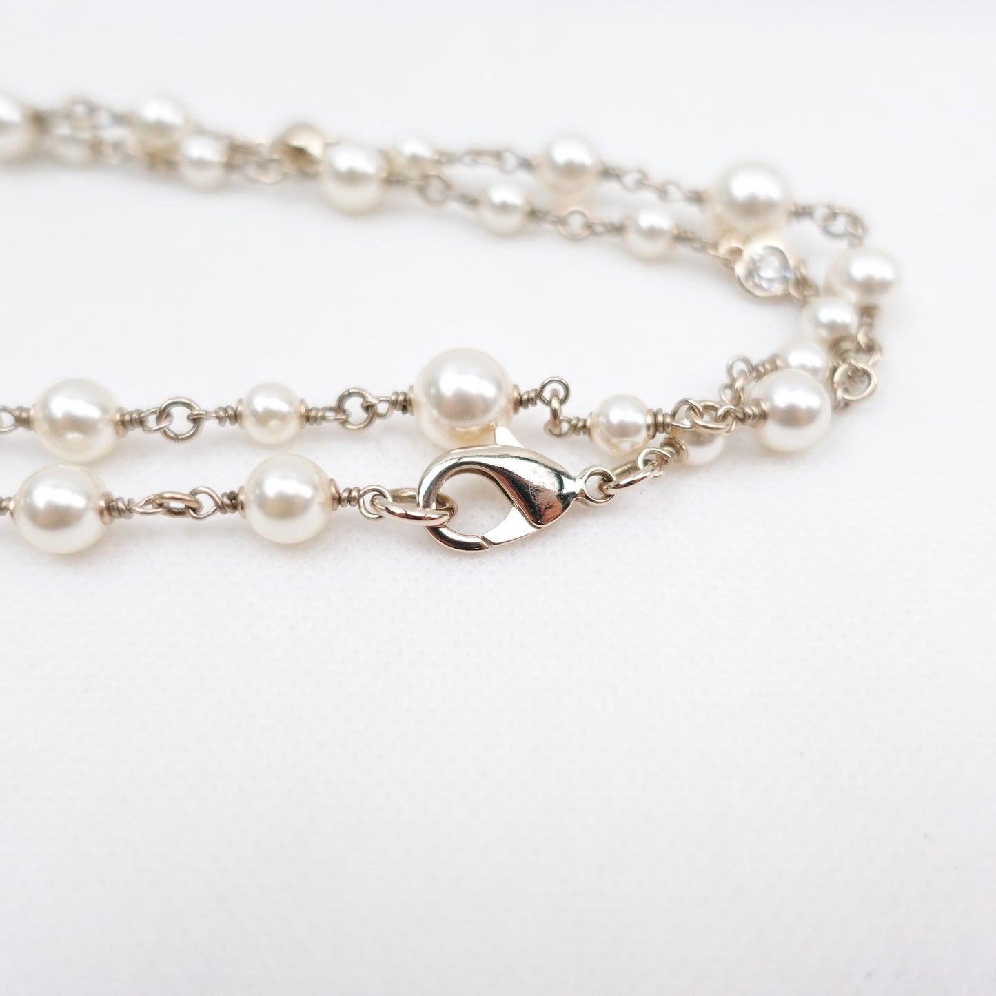 Pre-owned Chanel Gold Pearl Necklace