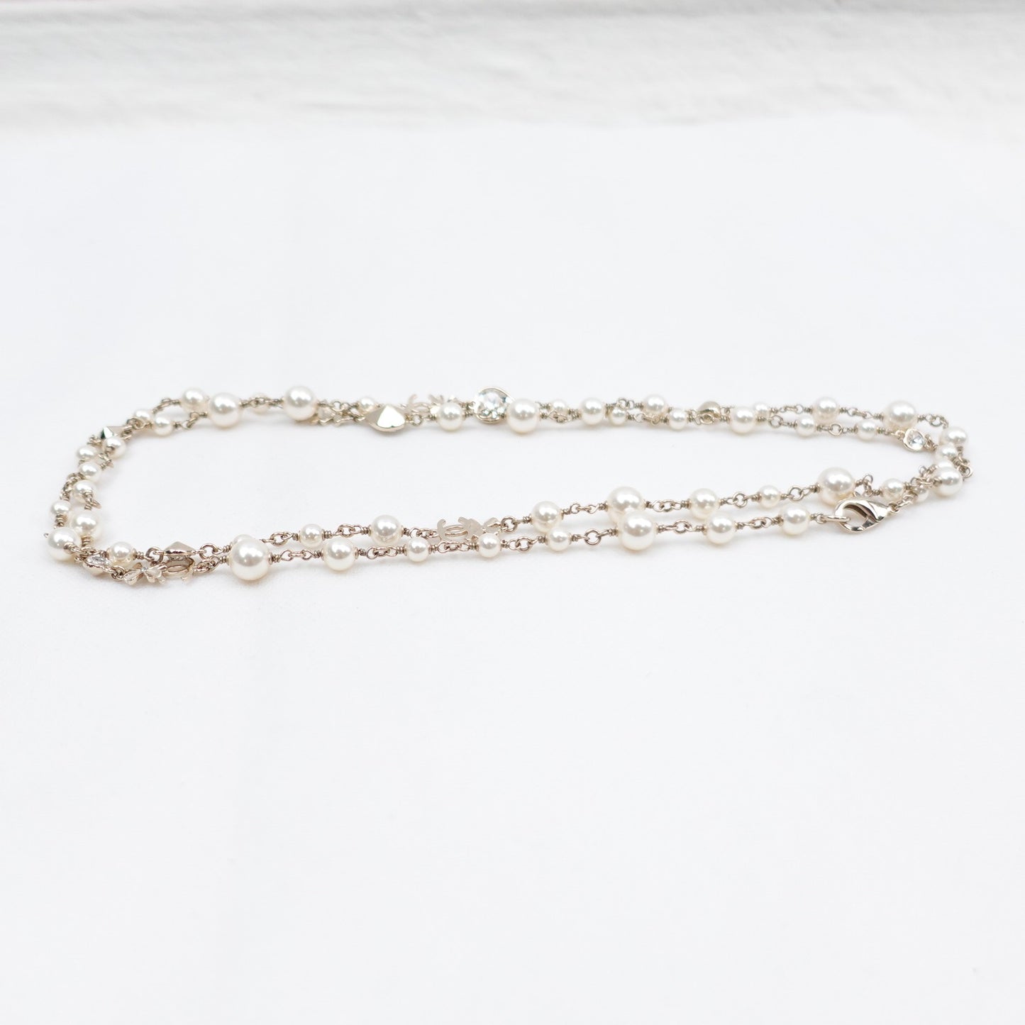 Pre-owned Chanel Gold Pearl Necklace