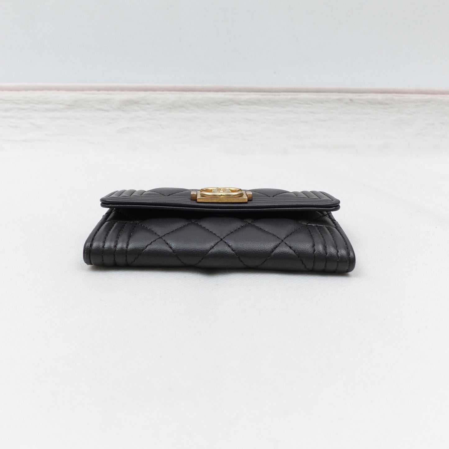 Pre-Owned Chanel Leboy Coffee Lambskin Card Holder