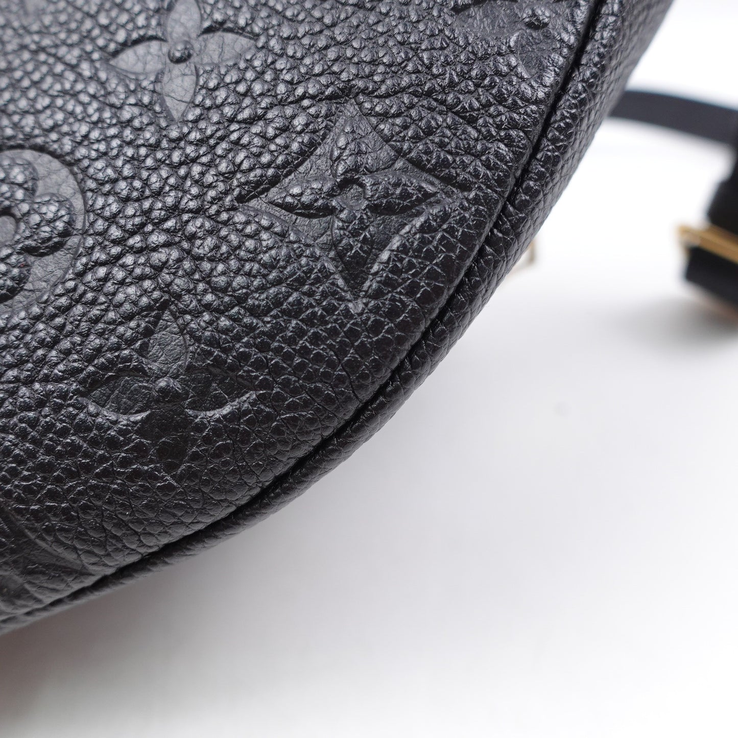 Pre-owned Louis Vuitton Black Bumbag Calfskin Belt Bag