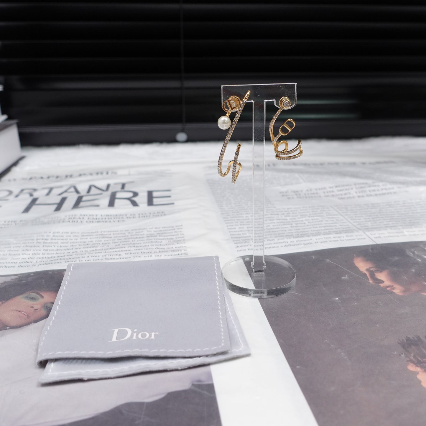 Pre-Owned Dior Gold-tone Metal Earrings