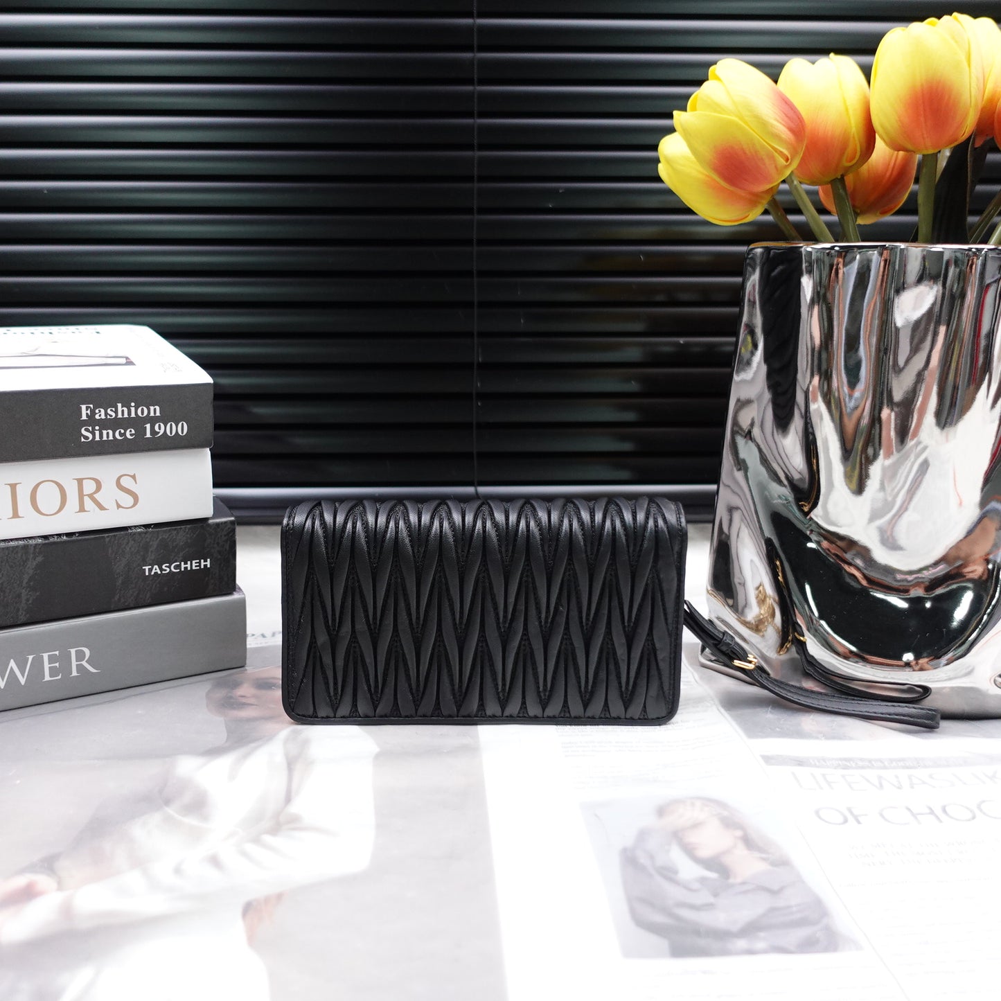 Pre-Owned Miu Miu Black Calfskin Shoulder Bag