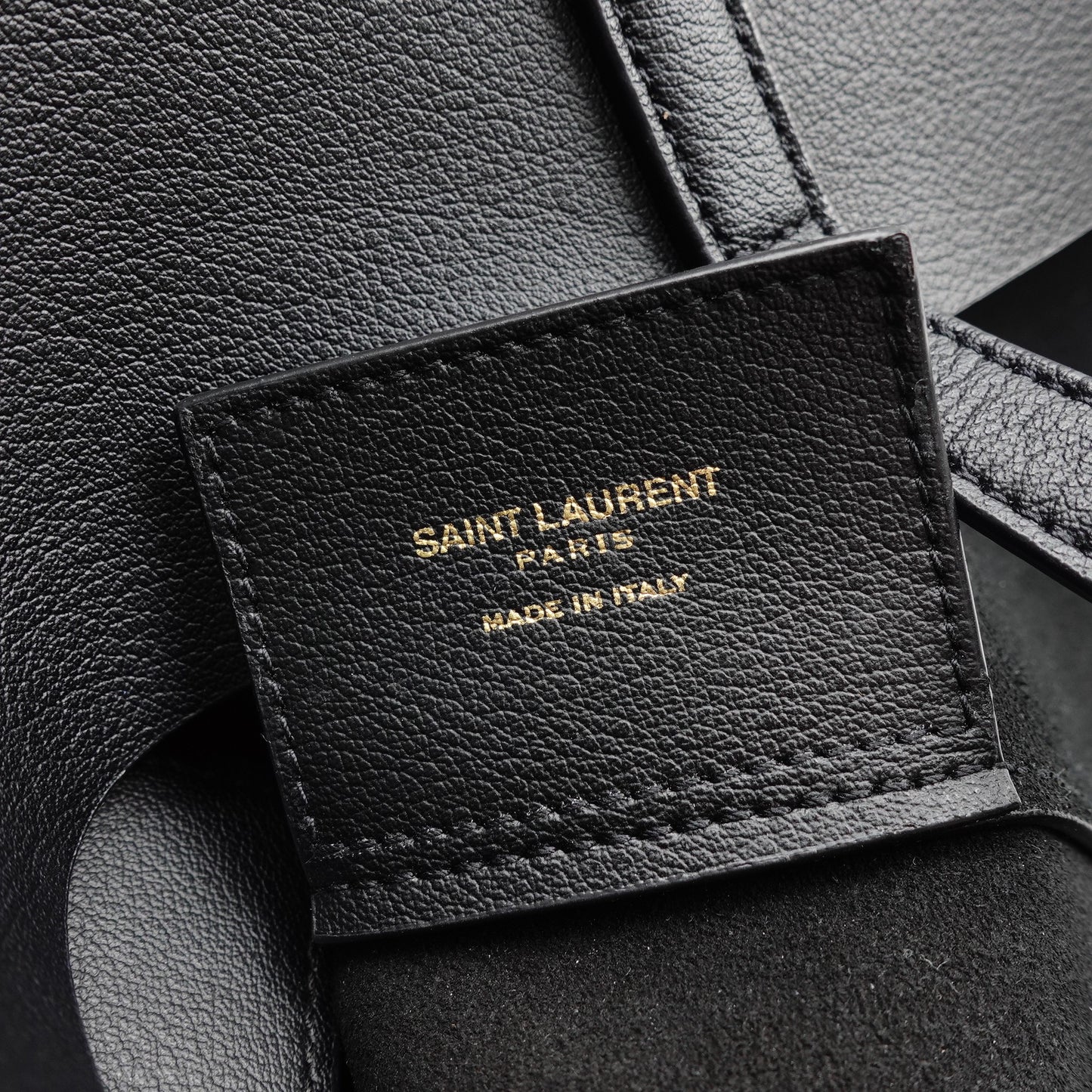 Pre-owned Saint Laurent Shopping Black Calfskin Tote Bag