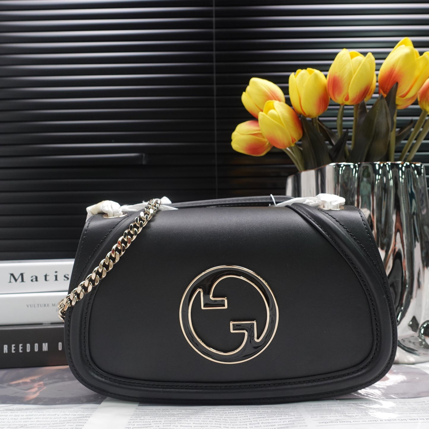 Pre-Owned Gucci Blondie Black Calfskin Shoulder Bag