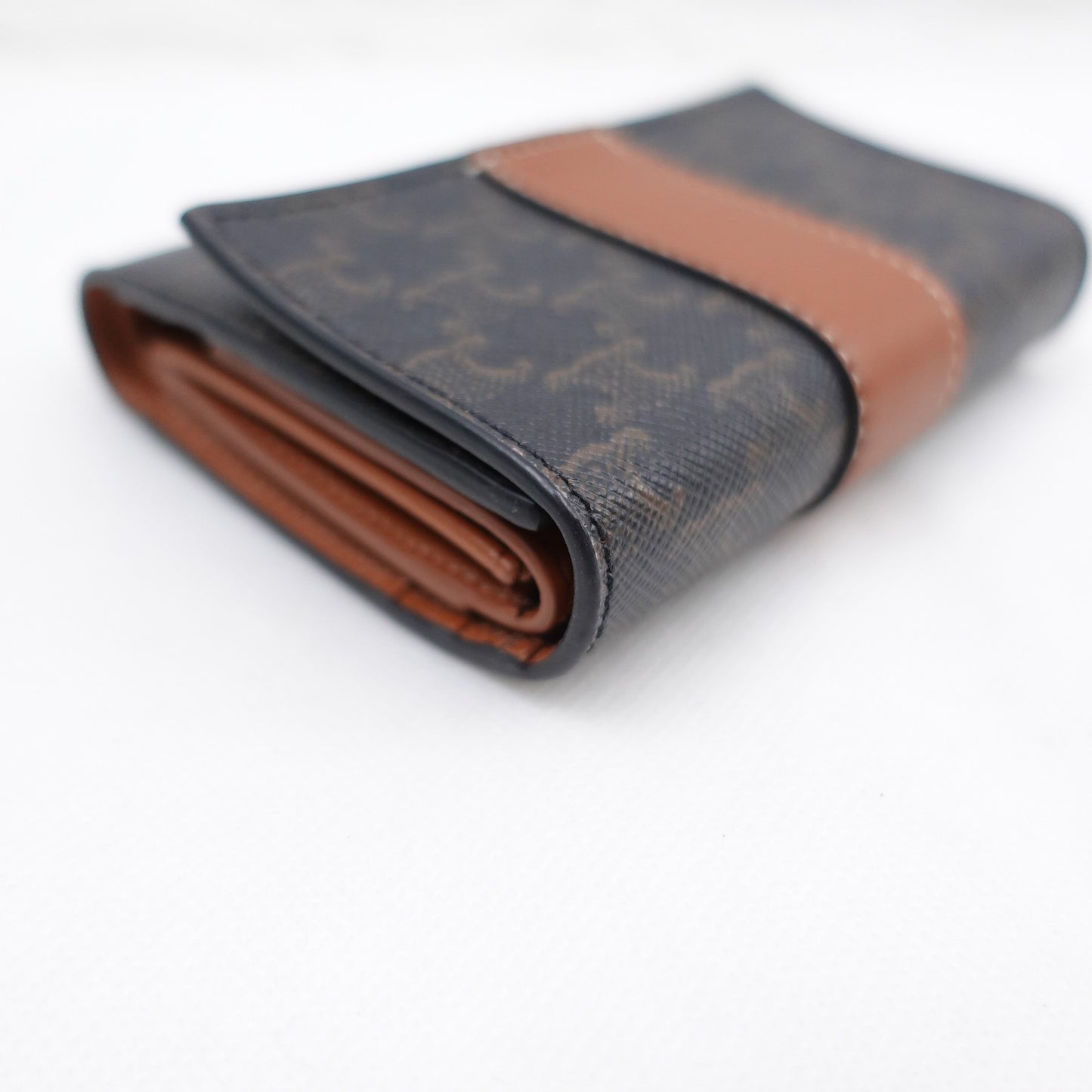 Pre-owned Celine Brown Coated Canvas Wallet T10307226