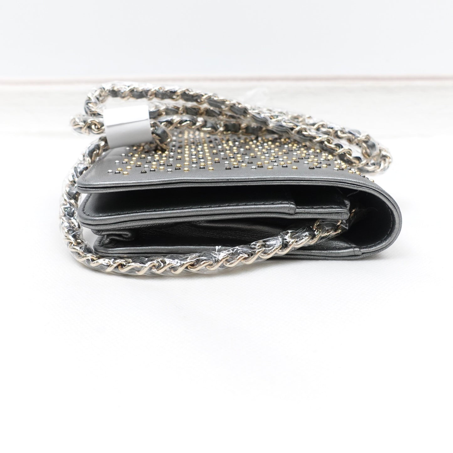 Pre-owned Chanel Gray Sheepskin Shoulder Bag T10285226