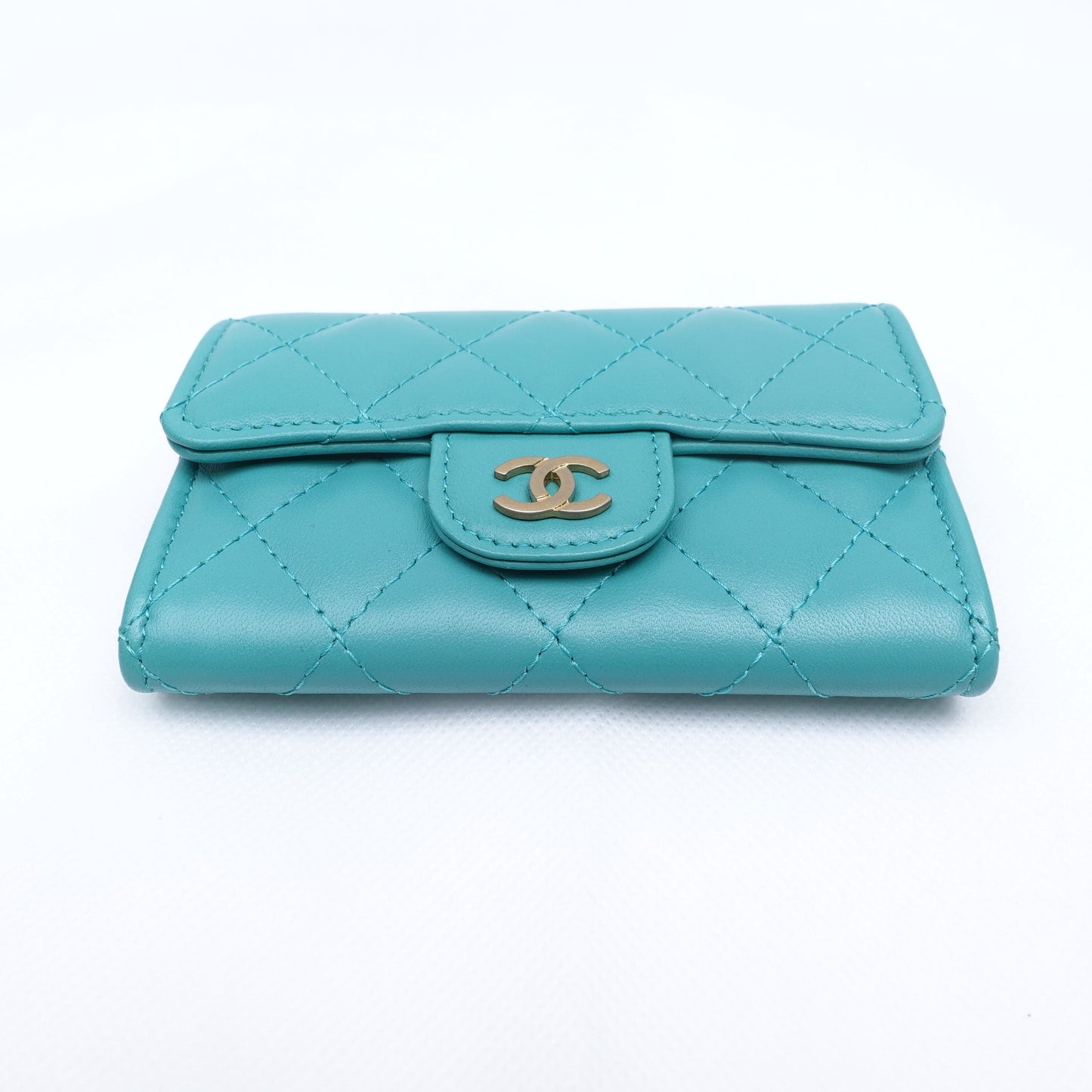 Pre-owned Chanel Classic Flap Green Lambskin Wallet T10317242