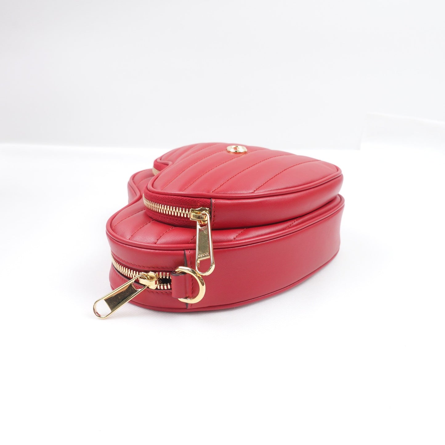 Pre-owned Gucci Heart Red Calfskin Shoulder Bag