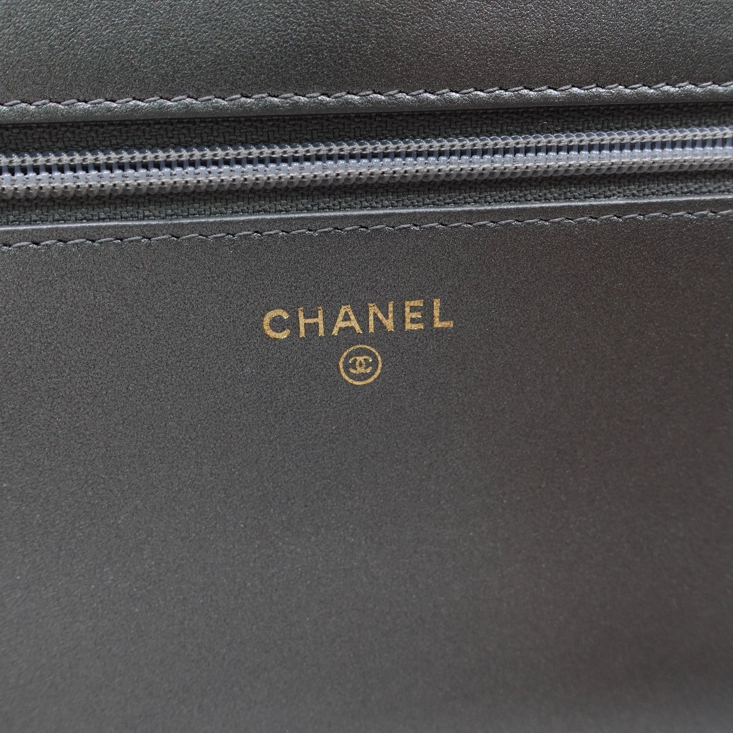 Pre-owned Chanel Gray Sheepskin Shoulder Bag T10285226