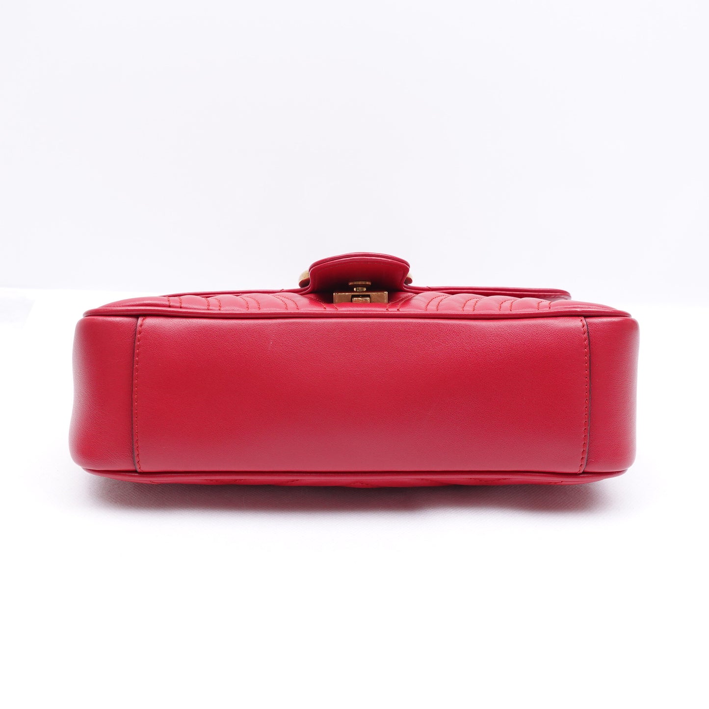 Pre-Owned Gucci GG Marmont Red Calfskin Shoulder Bag