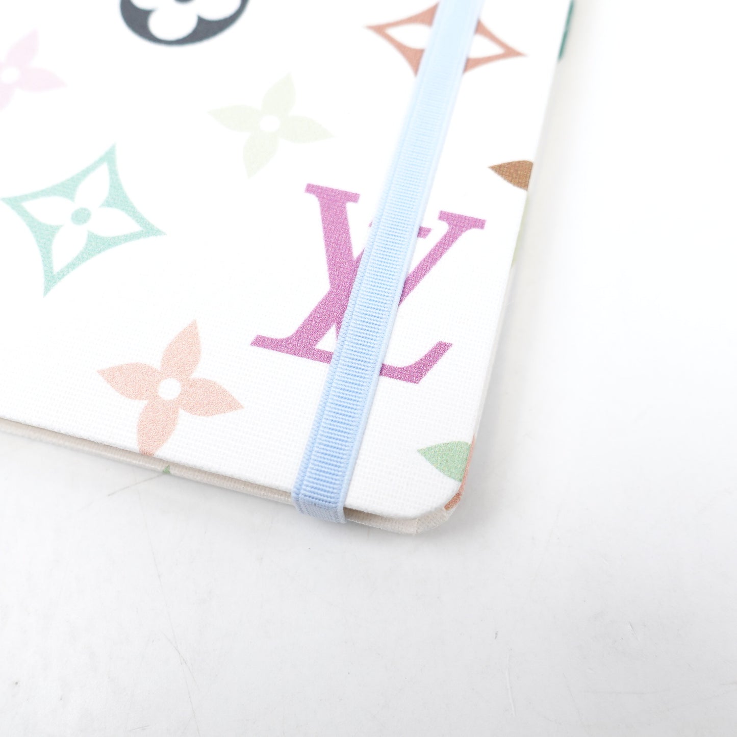 Pre-owned Louis Vuitton White Multicolor Notebook
