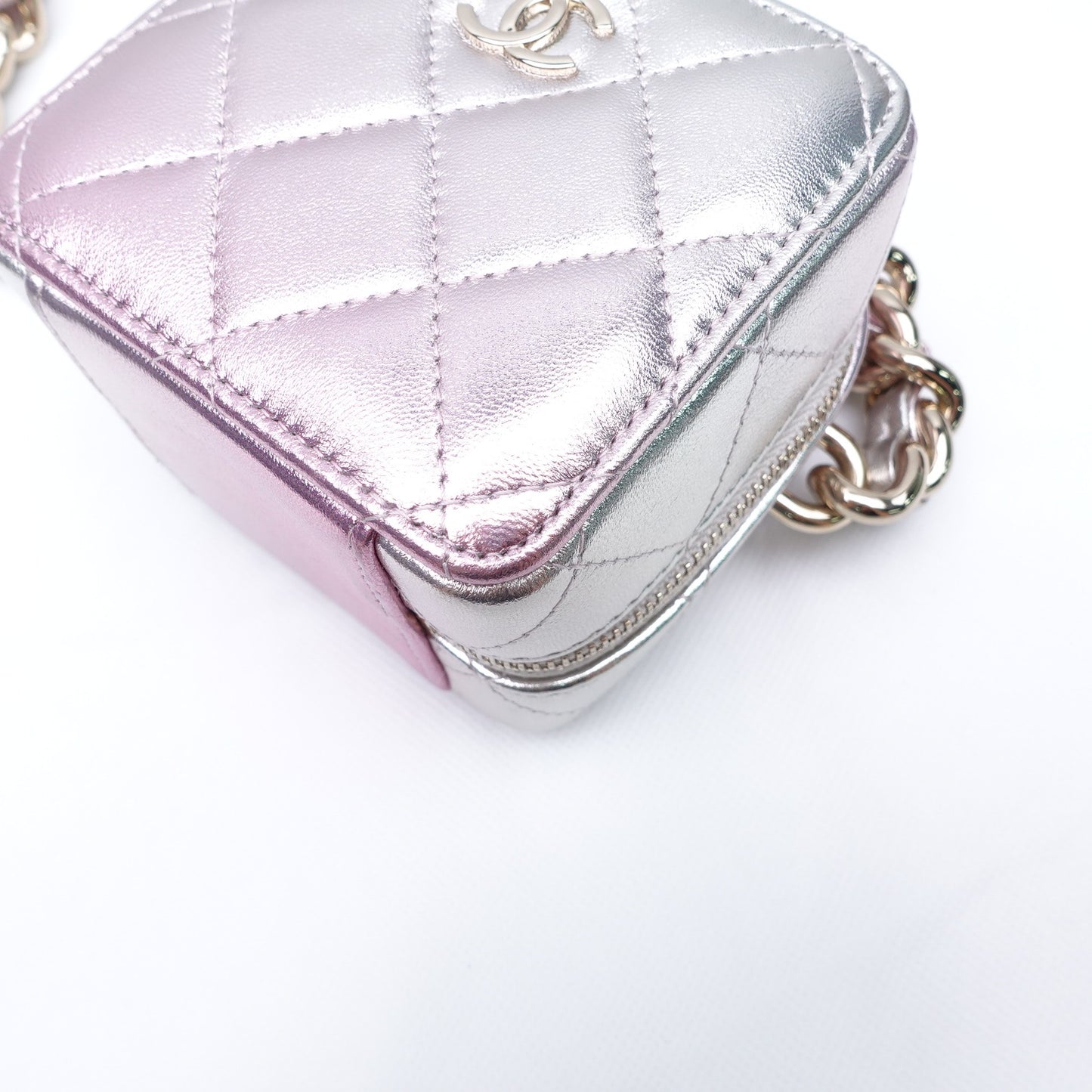 Pre-owned Chanel Gradient color Calfskin Shoulder Bag