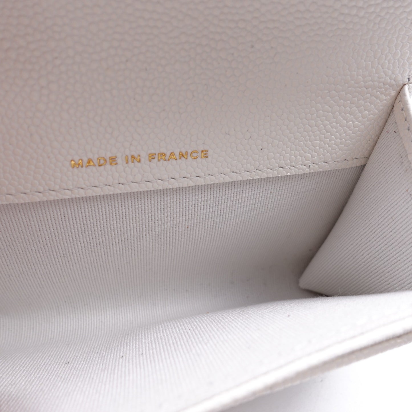 Pre-owned Chanel CF White Calfskin Short Wallet