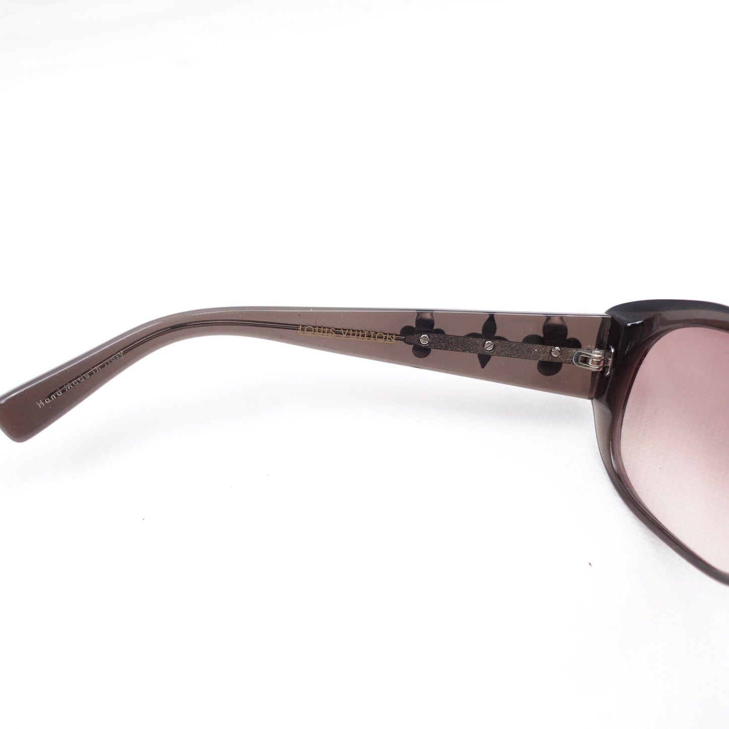 Pre-owned Louis Vuitton Black Resin Sunglasses T10235769