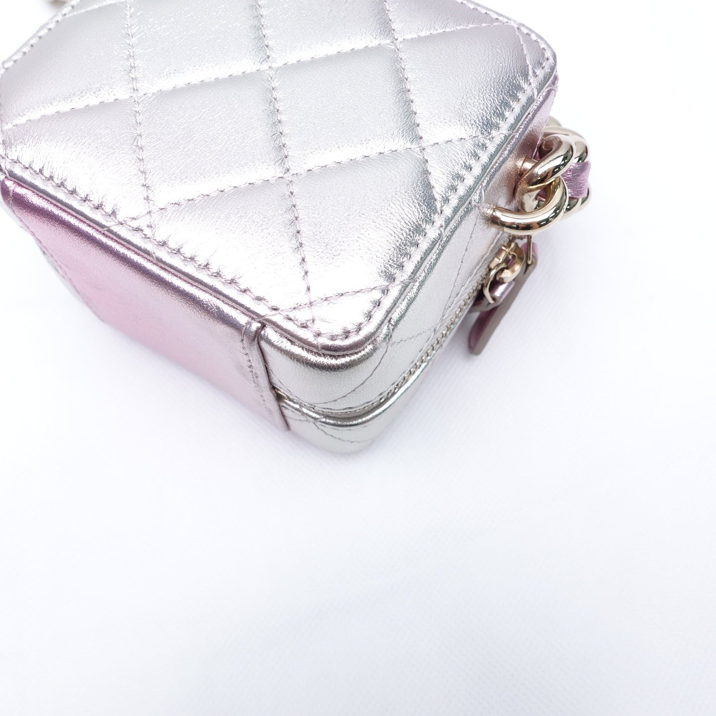Pre-owned Chanel Gradient color Calfskin Shoulder Bag