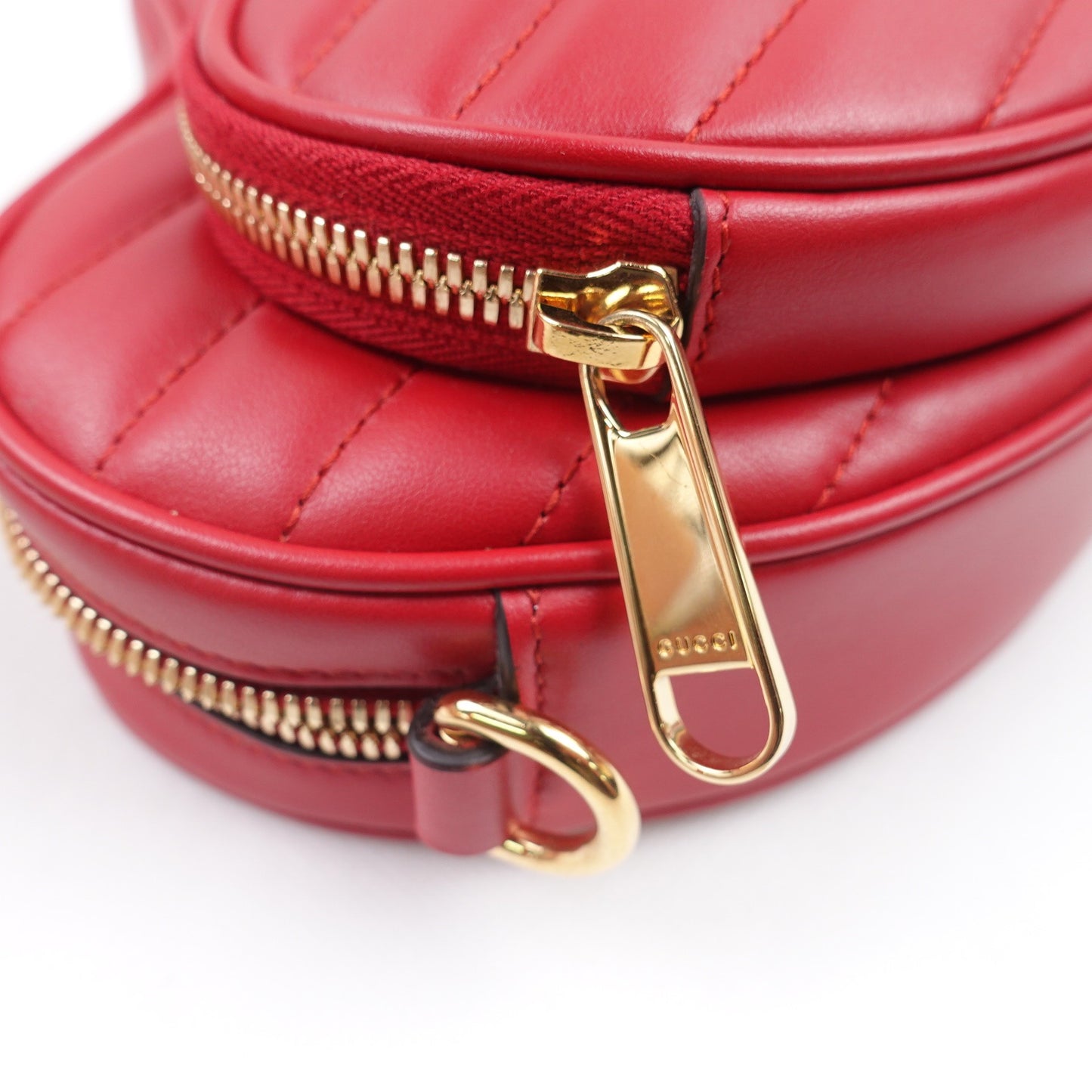 Pre-owned Gucci Heart Red Calfskin Shoulder Bag
