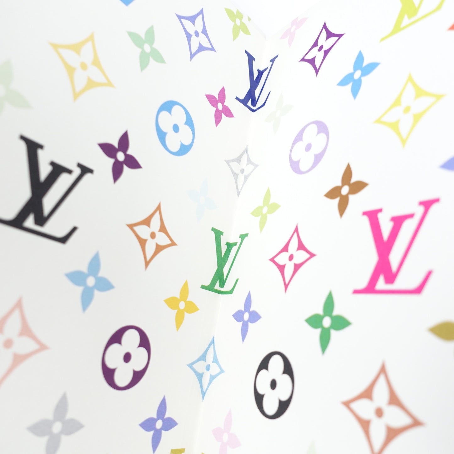 Pre-owned Louis Vuitton White Multicolor Notebook