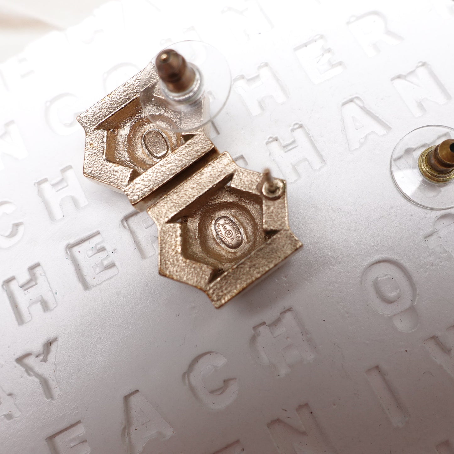 Pre-Owned Chanel Round Gold Diamond Earrings