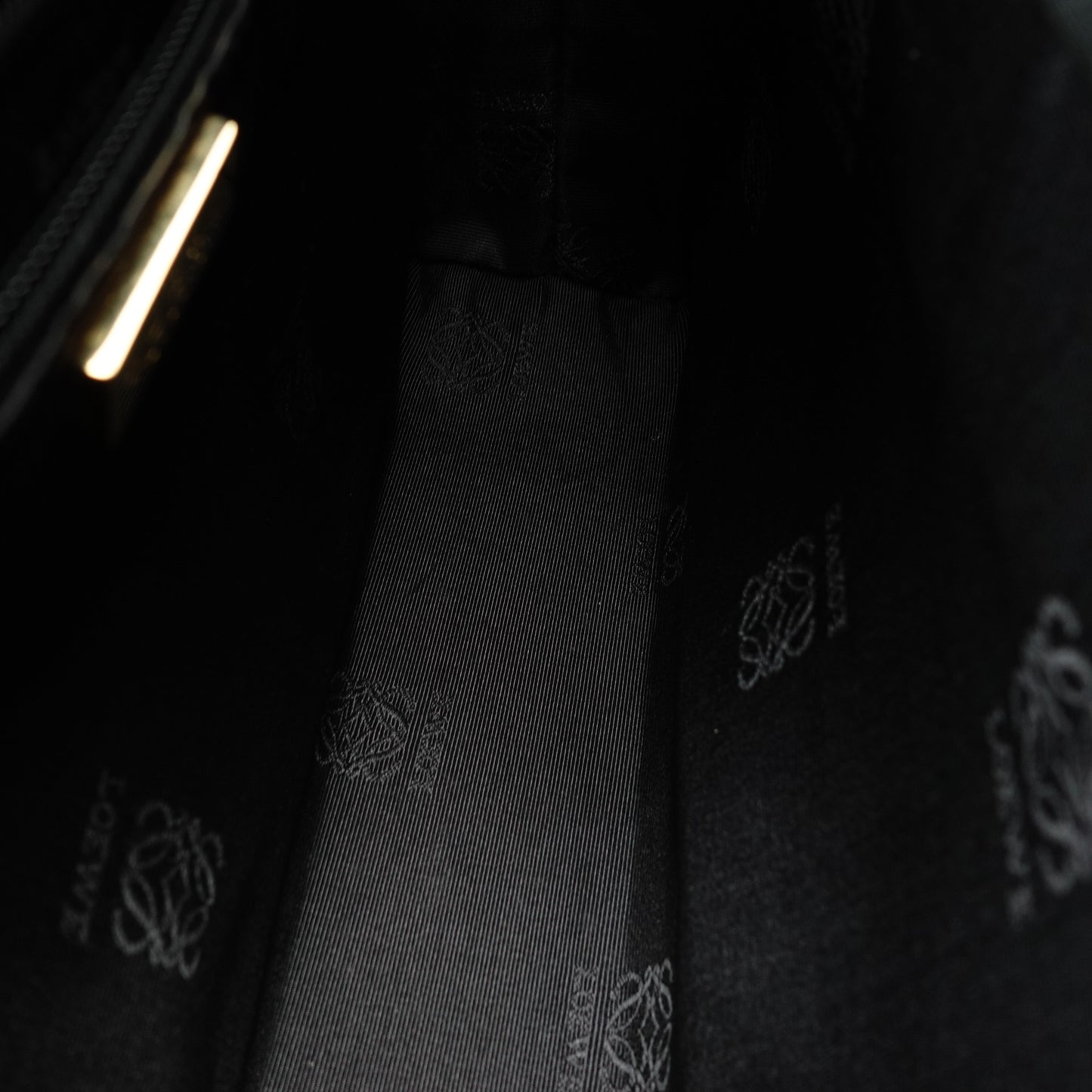 [DEAL] Pre-owned Loewe Black Canvas Tote