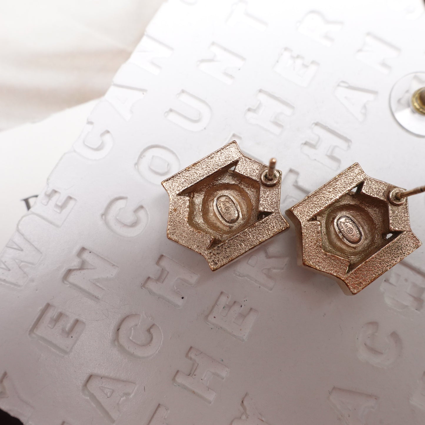 Pre-Owned Chanel Round Gold Diamond Earrings