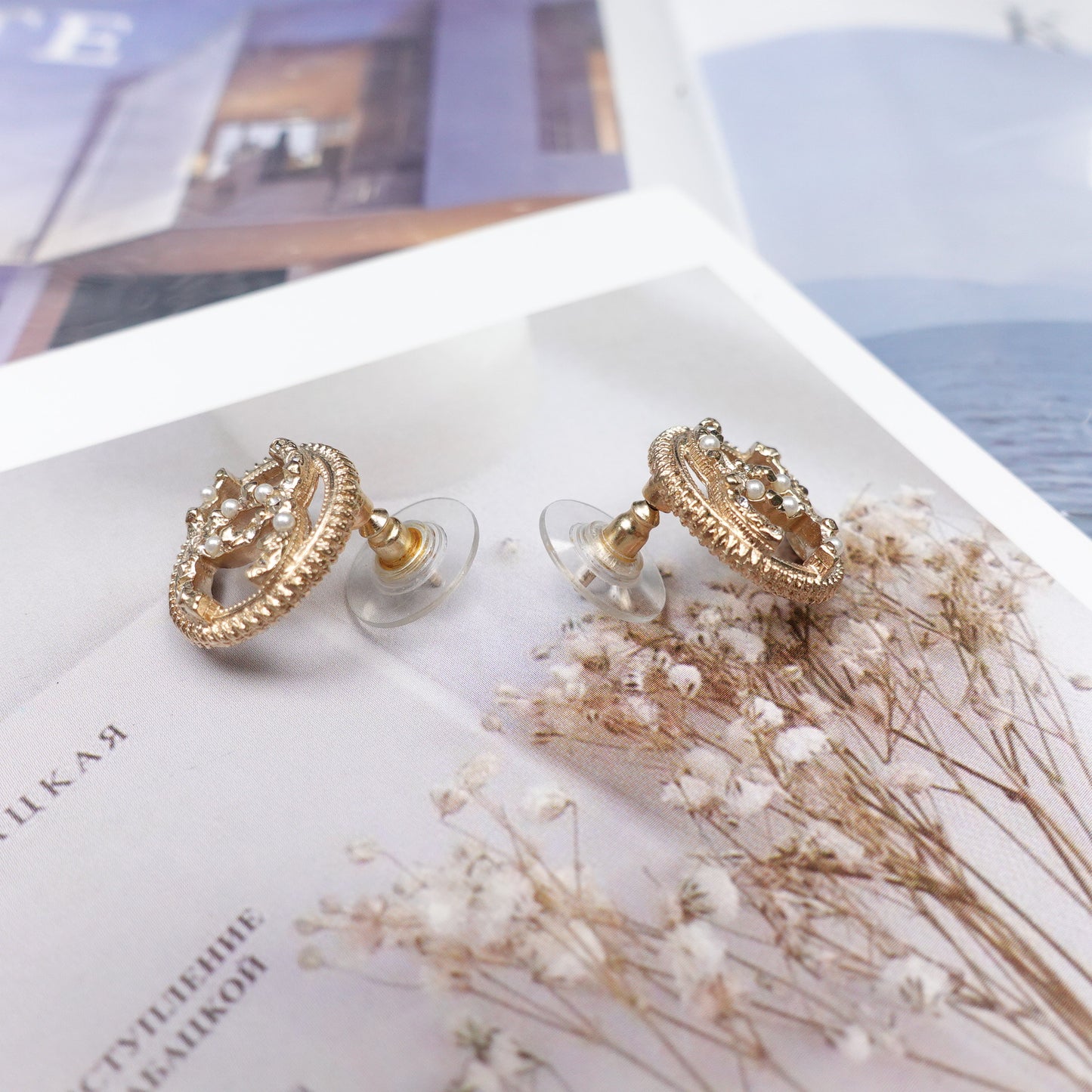 Pre-Owned Chanel CoCo Mark Pearl Earrings