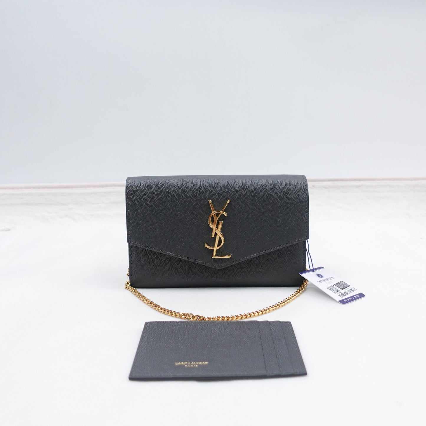 Pre-owned Saint Laurent Cassandre Black Calfskin Shoulder Bag T10299883
