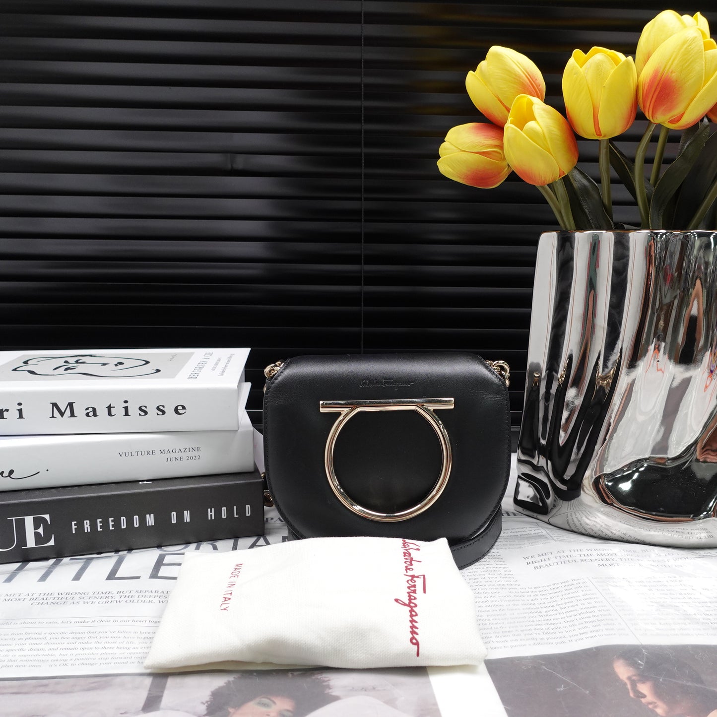 Pre-Owned Ferragamo Black Calfskin Shoulder Bag