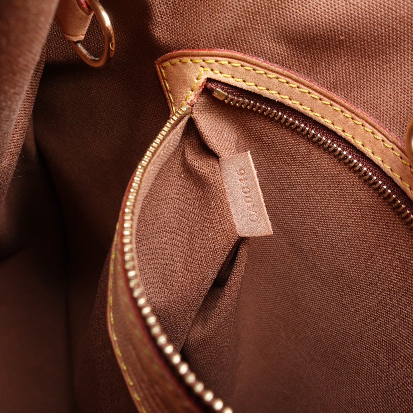 Pre-owned Louis Vuitton Batignolles Monogram Coated Canvas Shoulder Bag