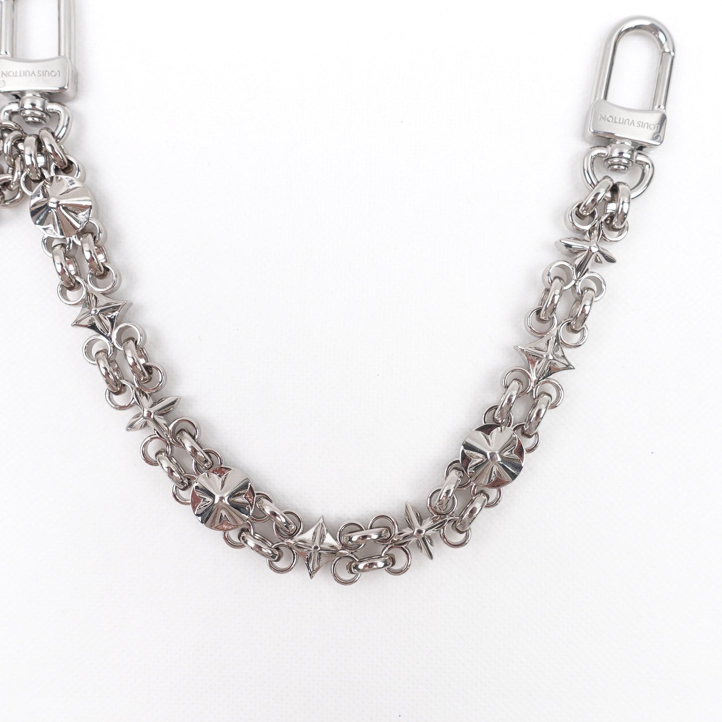 Pre-owned Louis Vuitton Silver Metal Bag Charm