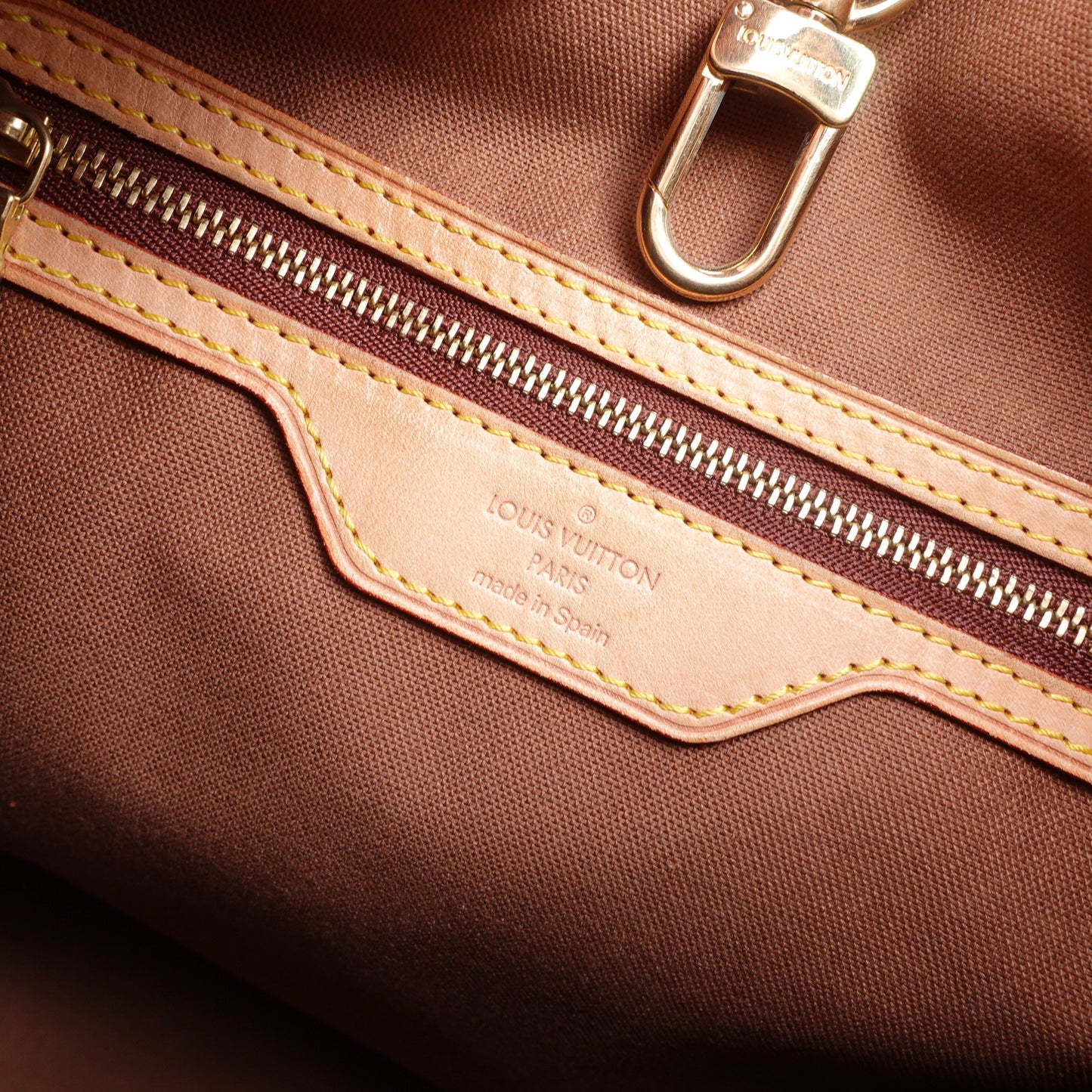 Pre-owned Louis Vuitton Batignolles Monogram Coated Canvas Shoulder Bag