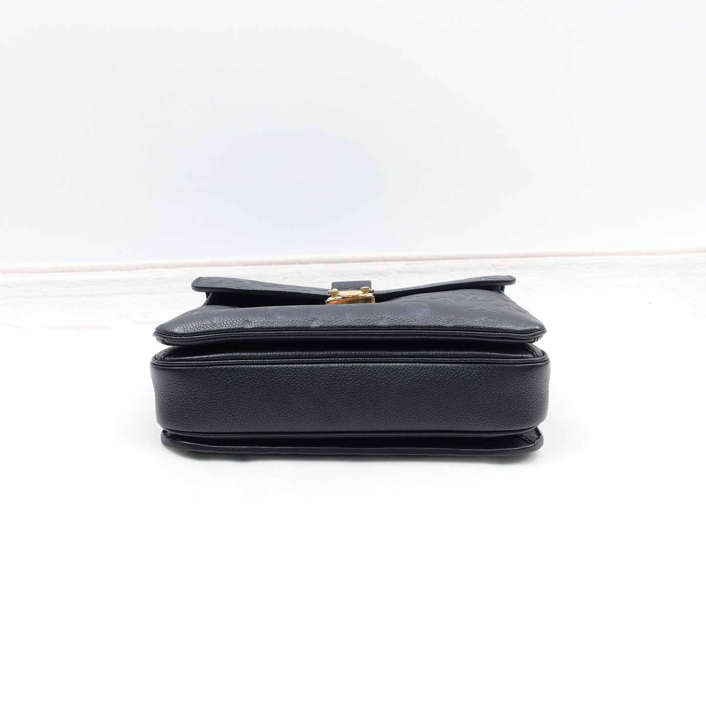 Pre-owned Louis Vuitton Pochette Metis Empreinte Leather Black Calfskin Shoulder Bag