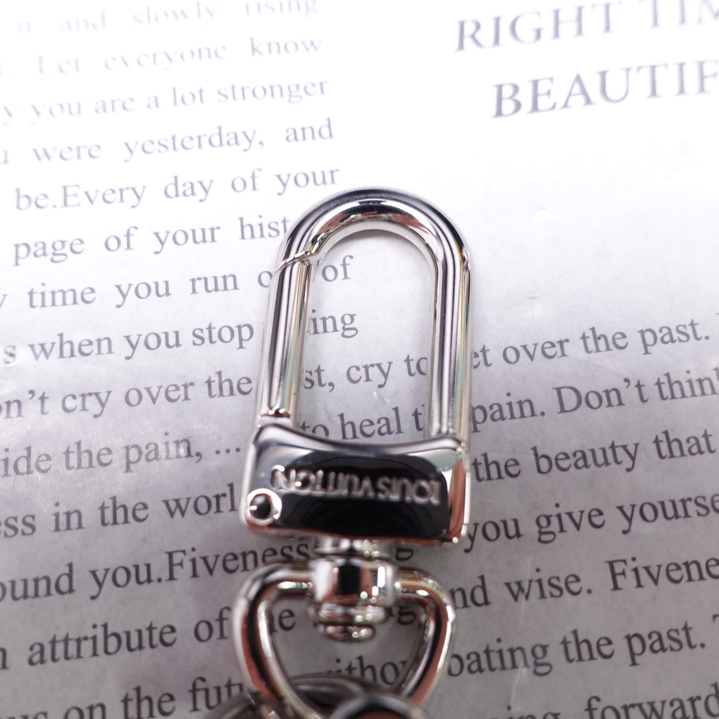 Pre-Owned Louis Vuitton Skateboard Silver Short Bag Charm