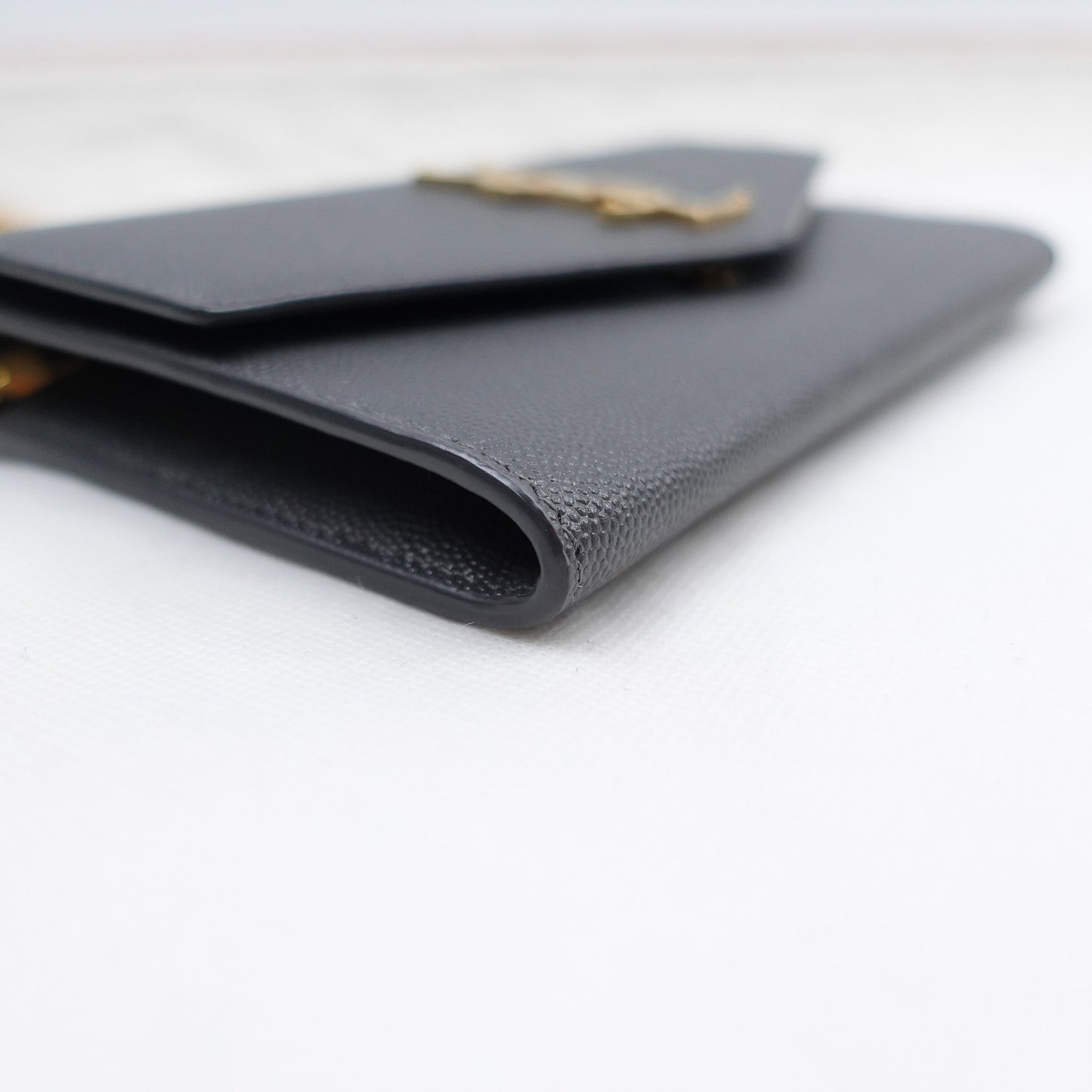 Pre-owned Saint Laurent Cassandre Black Calfskin Shoulder Bag T10299883