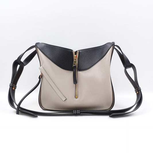 Pre-owned Loewe Hammock White Calfskin Shoulder Bag