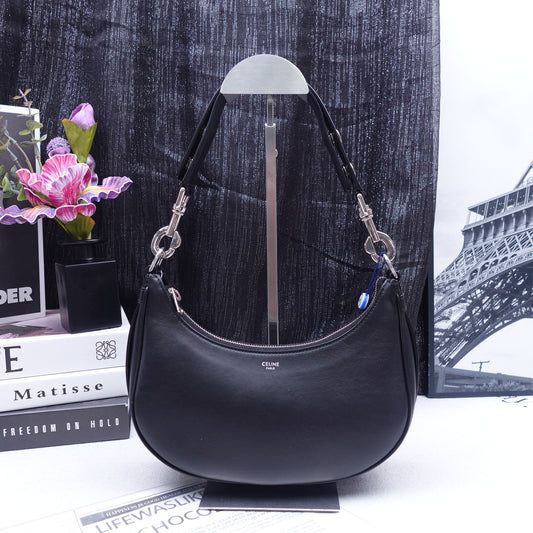 Pre-owned Celine Ava Black Calfskin Hobo Bag