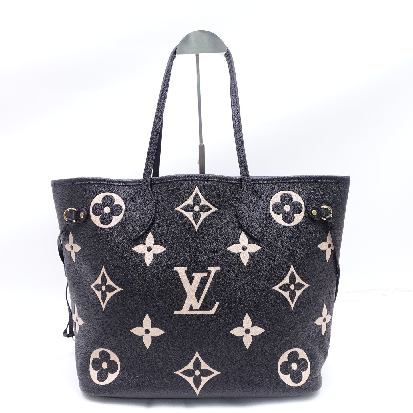 Pre-owned Louis Vuitton Neverfull MM Black Calfskin Tote Bag