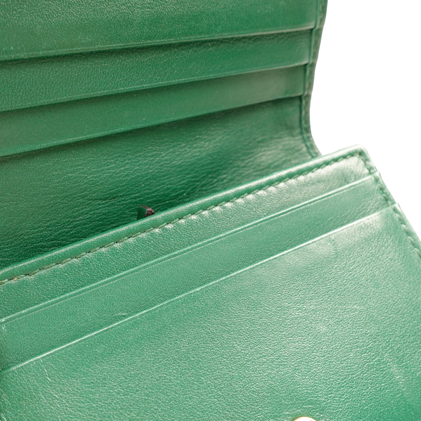 Pre-owned Gucci GG Marmont Green Calfskin Short Wallet