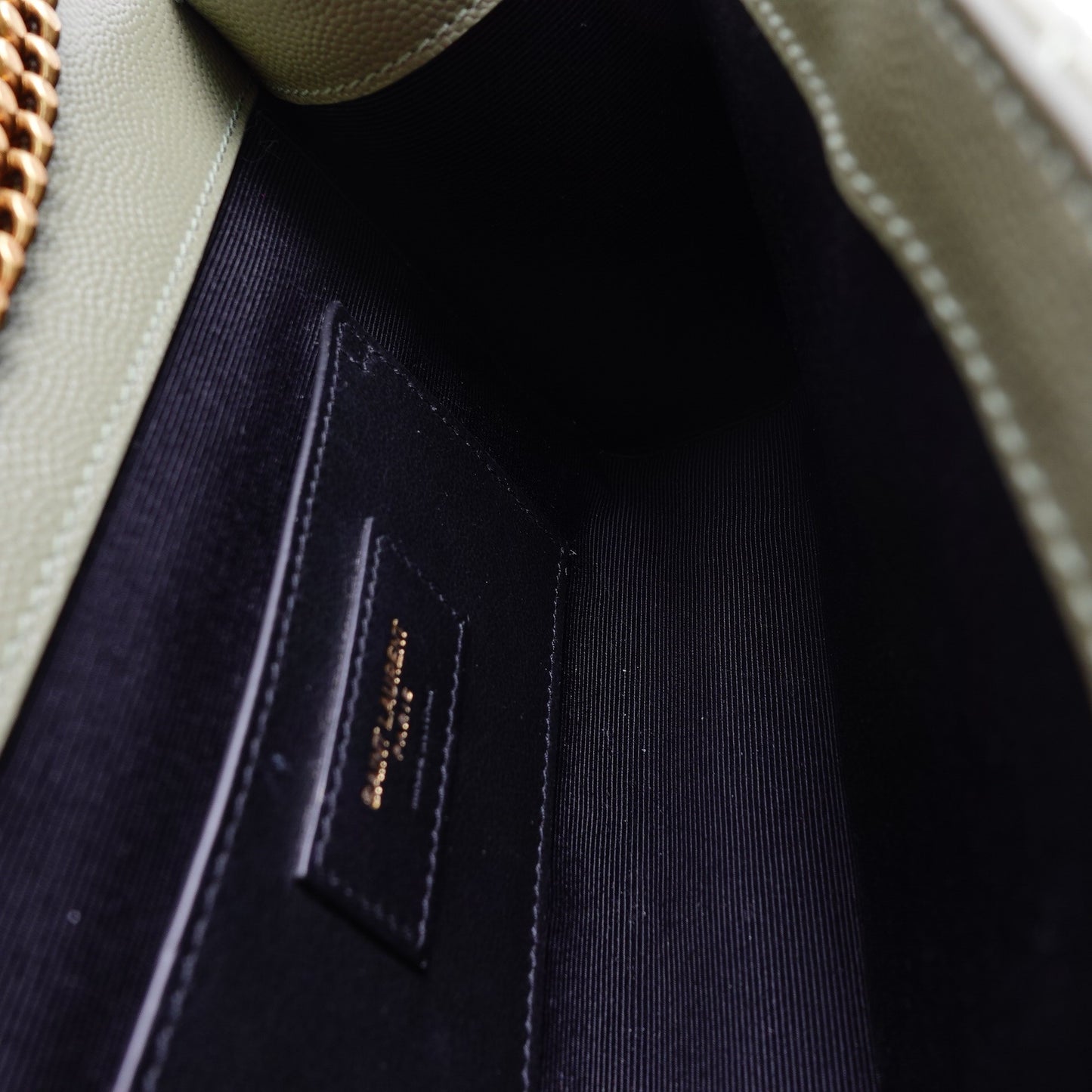 Pre-owned Saint Laurent Envelope Small Green Calfskin Shoulder Bag