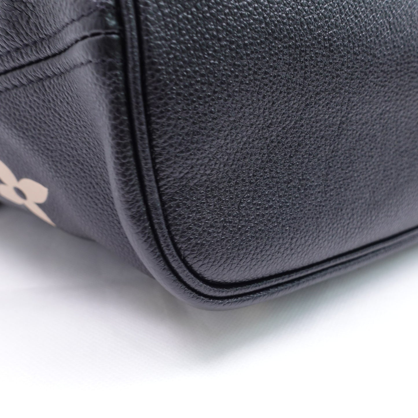 Pre-owned Louis Vuitton Neverfull MM Black Calfskin Tote Bag