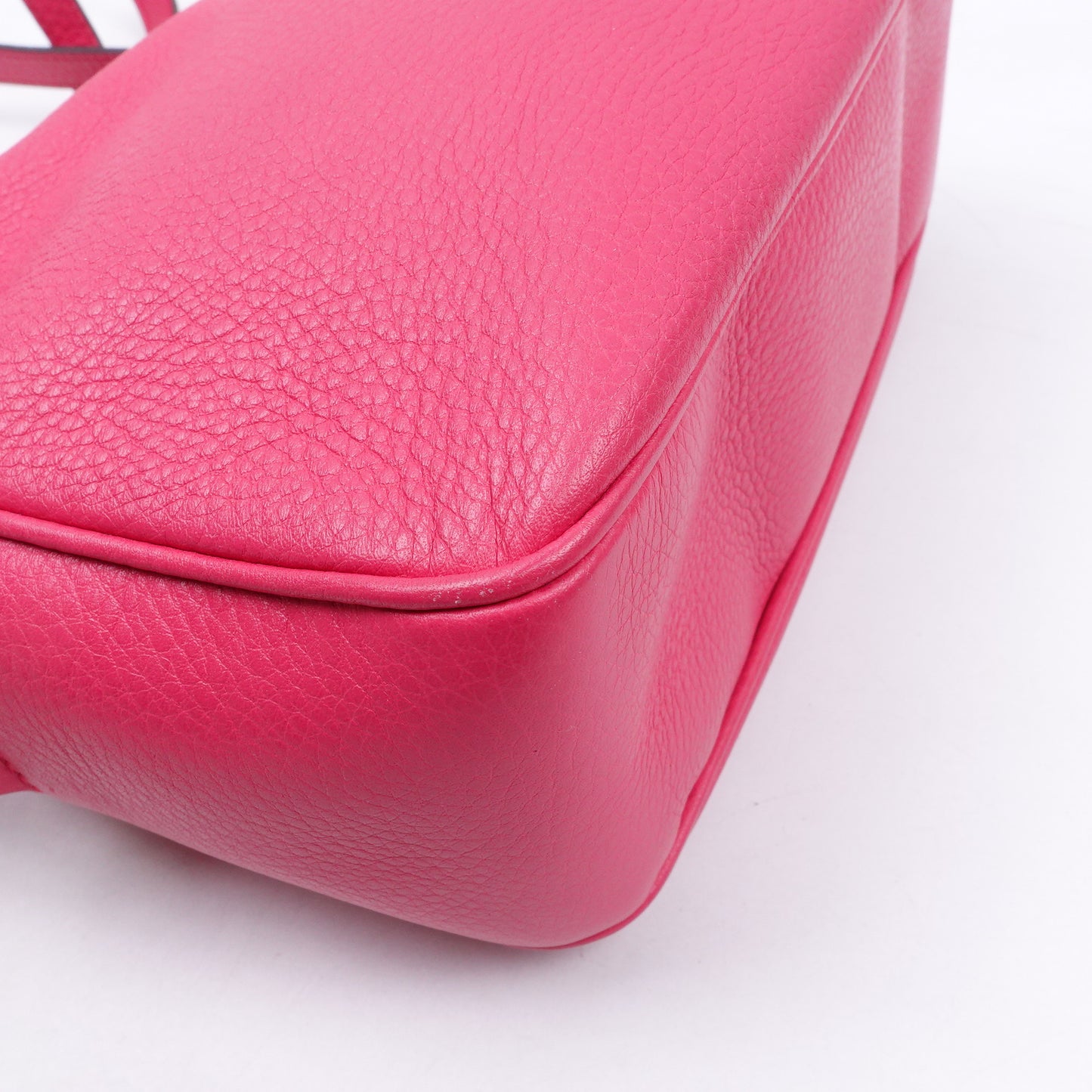Pre-owned Gucci Soho Peach Pink Calfskin Camera Crossbody Bag