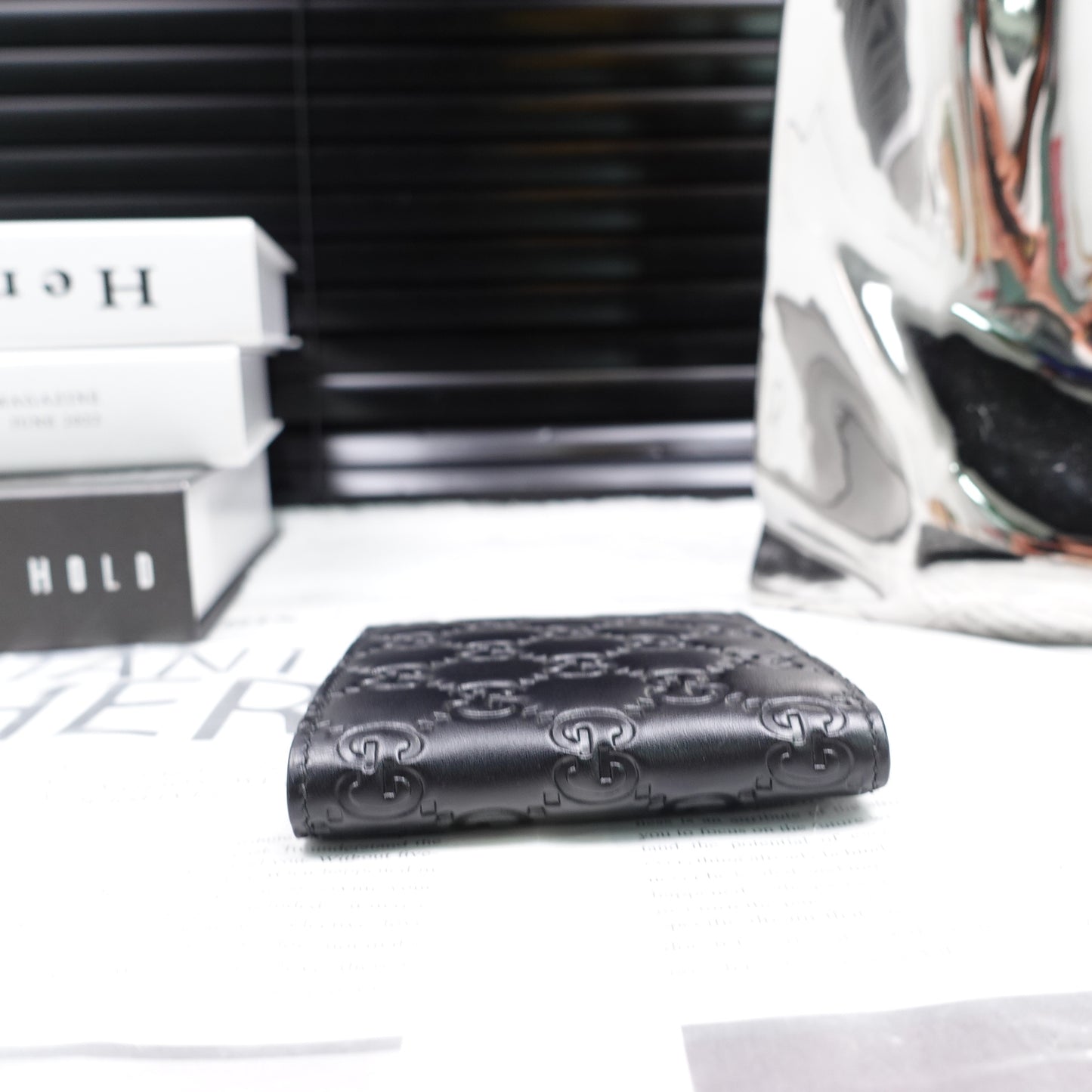 Pre-Owned Gucci Black Calfskin Wallet