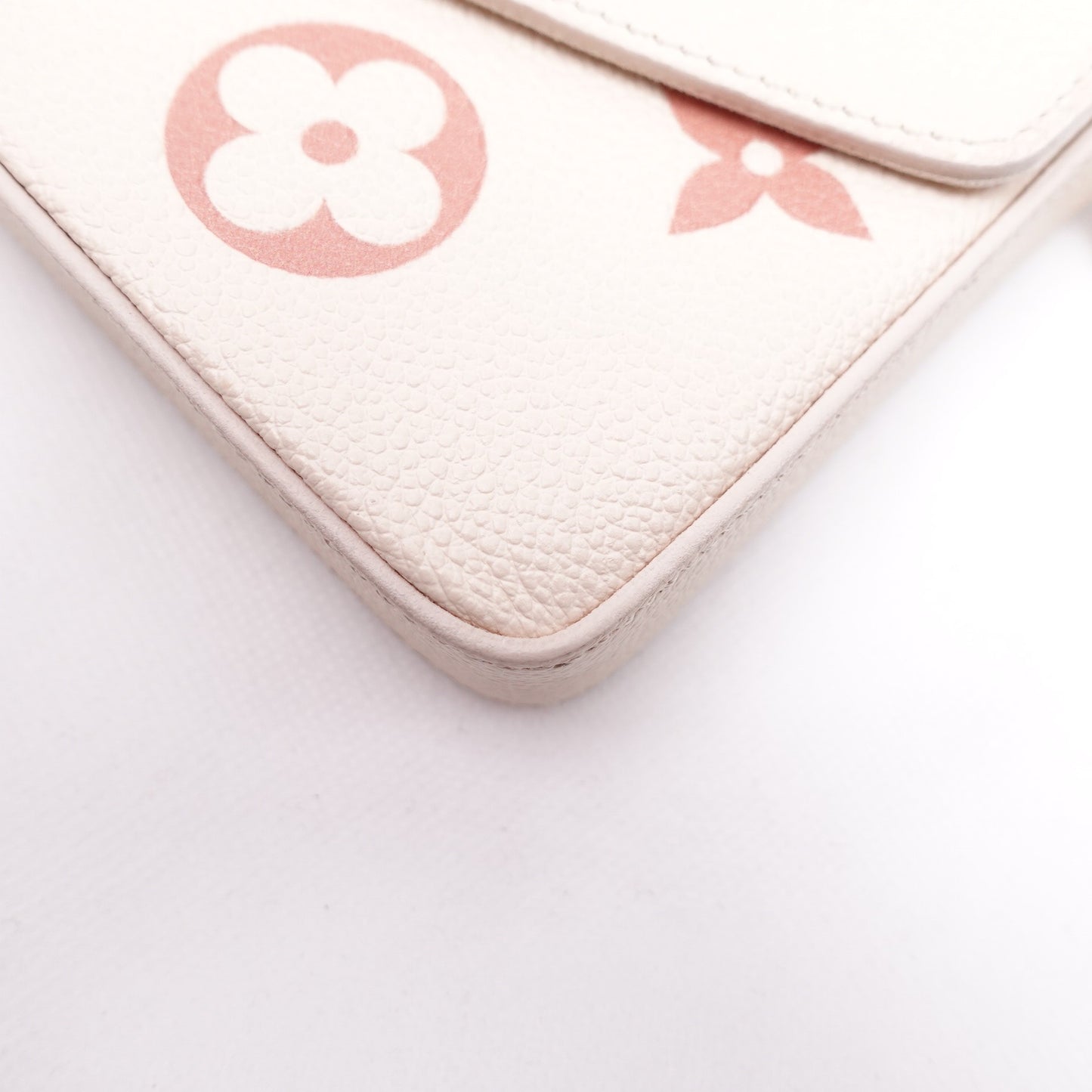 Pre-owned Louis Vuitton Felicie Beige Calfskin Shoulder Bag