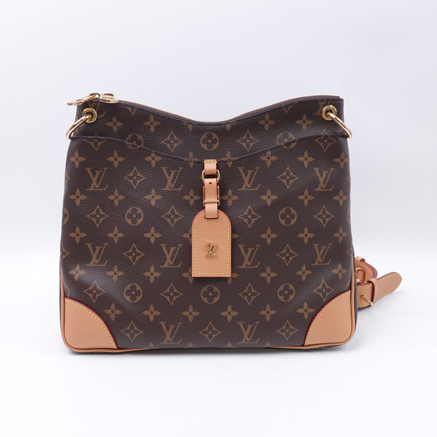 Pre-Owned Louis Vuitton Odeon MM Monogram Canvas Shoulder Bag