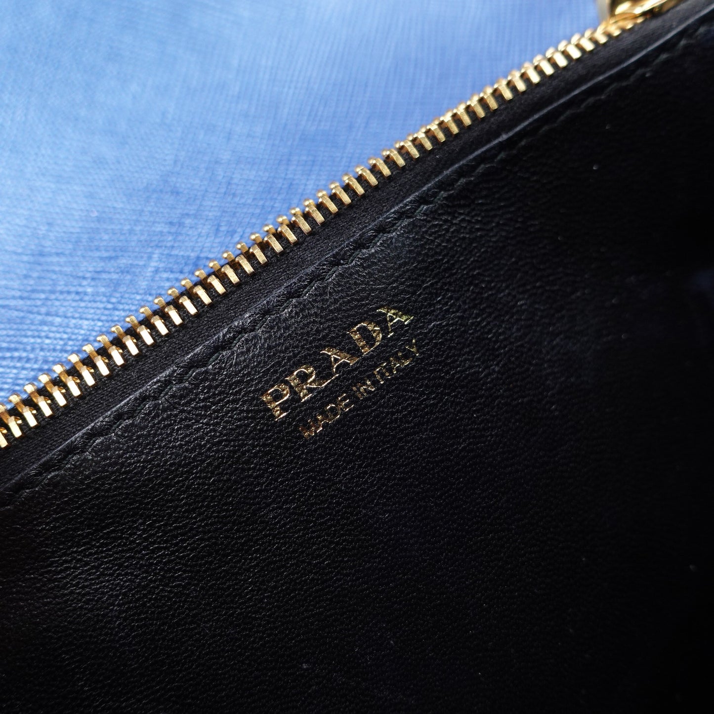 Pre-owned Prada Blue Saffiano Leather Shoulder Bag