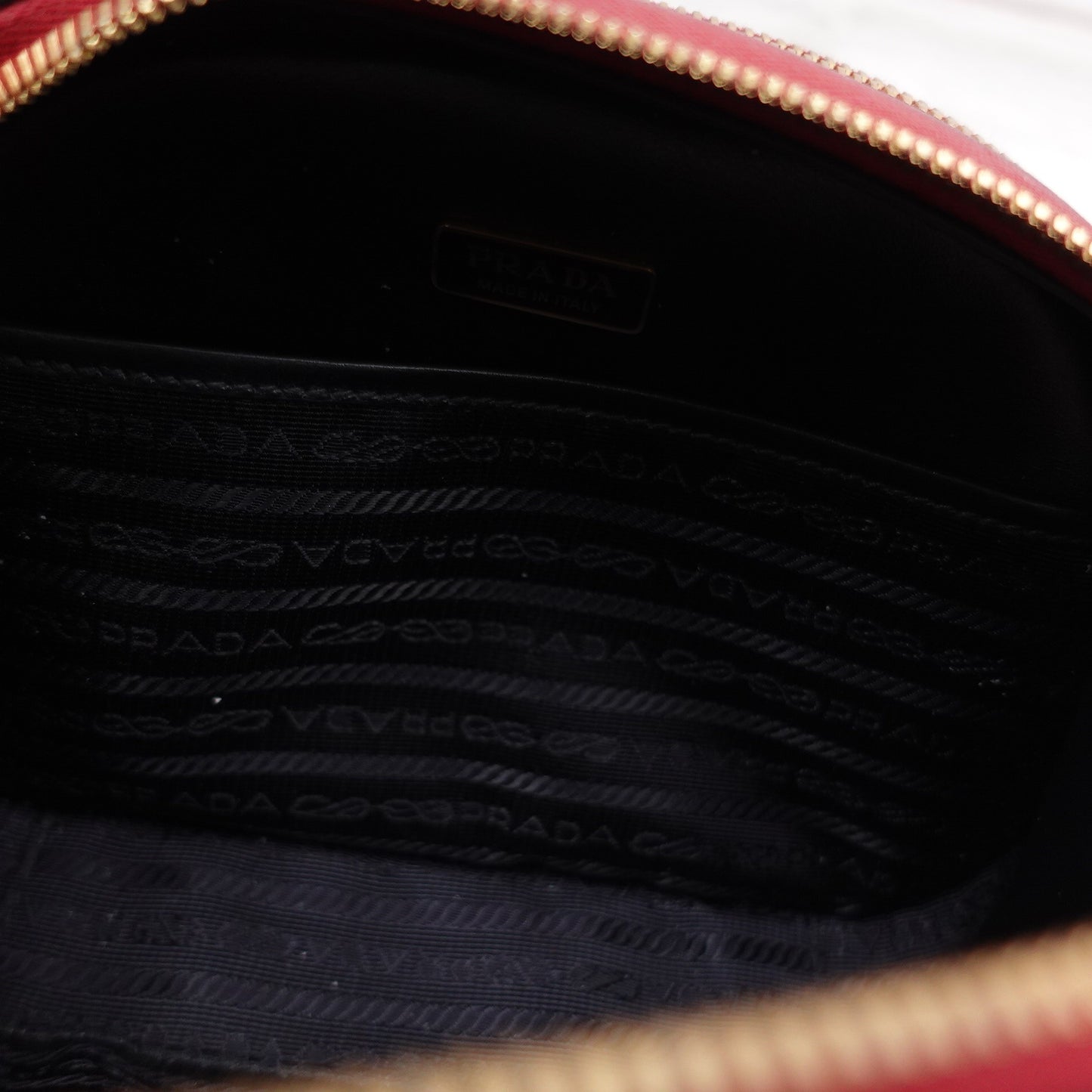 Pre-owned Prada Odette Mini Red Calfskin Shoulder Bag