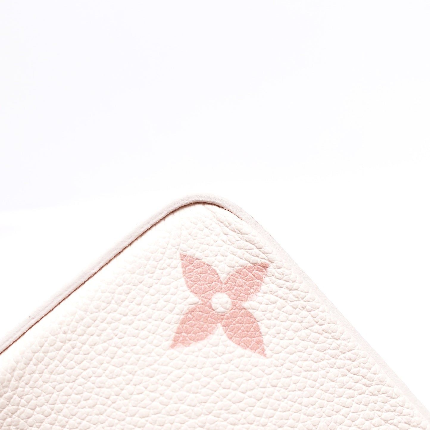 Pre-owned Louis Vuitton Felicie Beige Calfskin Shoulder Bag