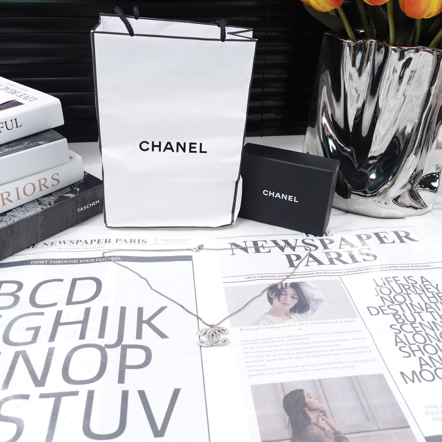 Pre-Owned Chanel Gold Tone Diamond CC Silver Necklace