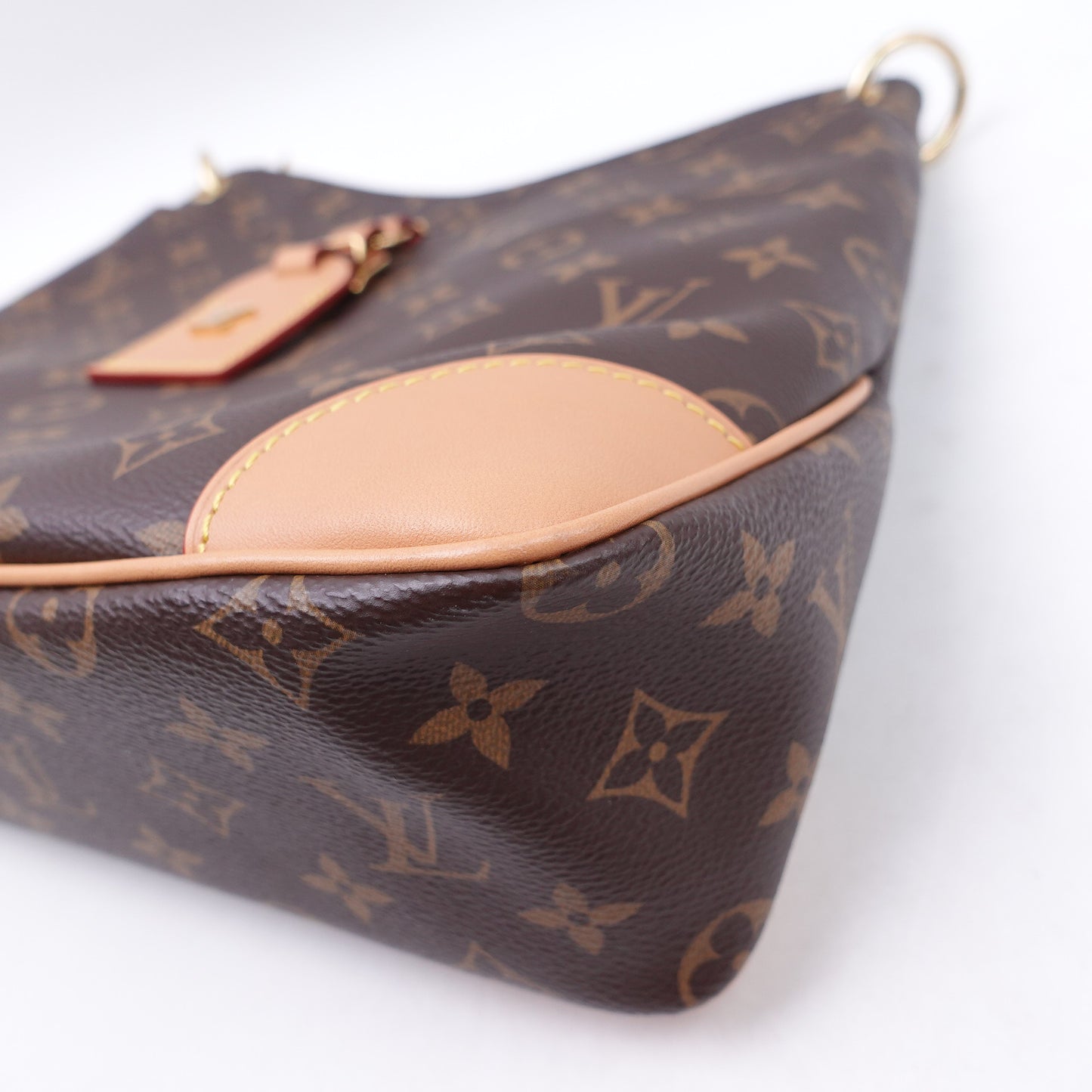 Pre-Owned Louis Vuitton Odeon MM Monogram Canvas Shoulder Bag